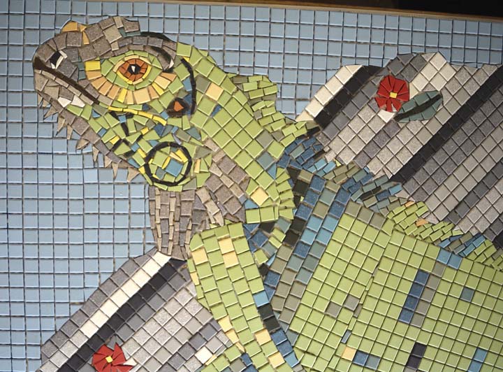 iguana mosaic